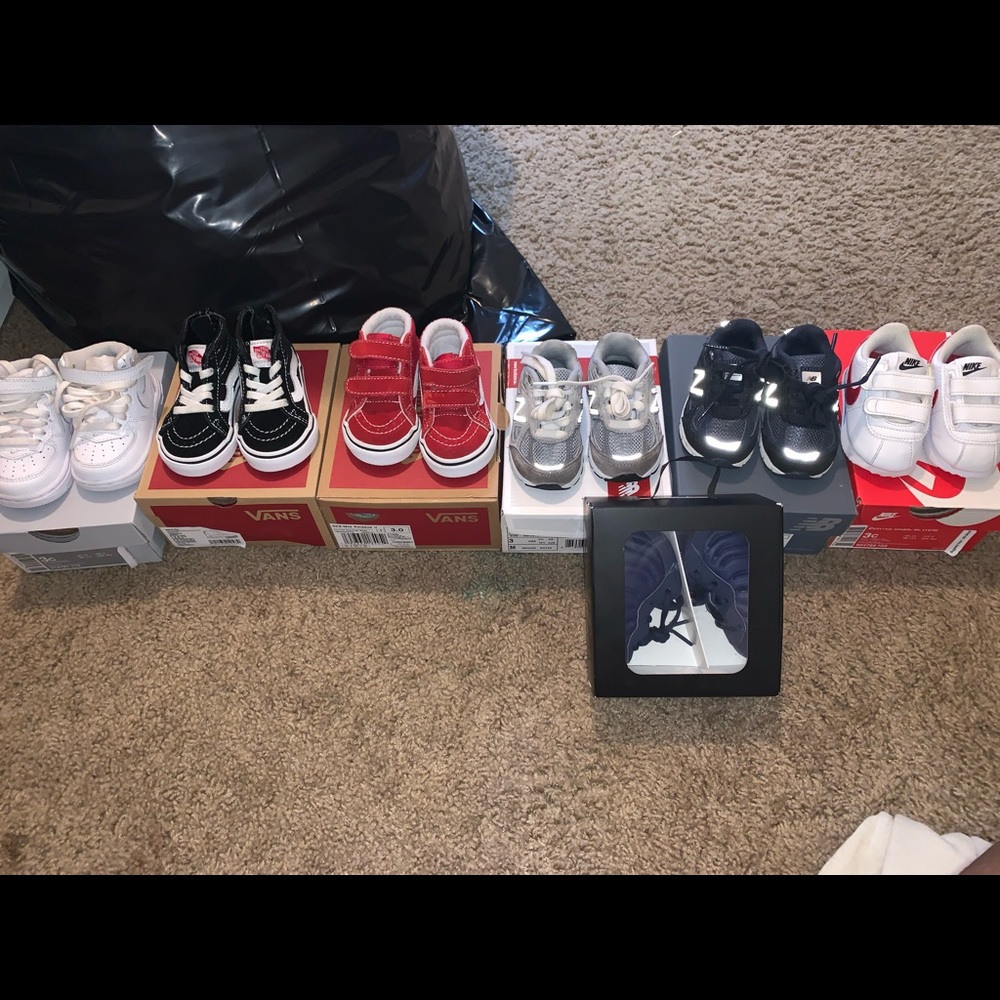Infant sneakers !
